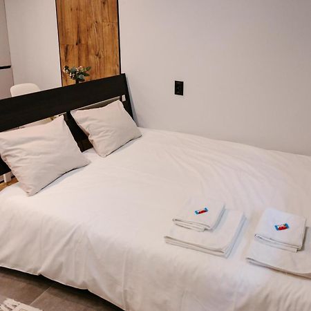 Vinyl Studio Apartment София Экстерьер фото